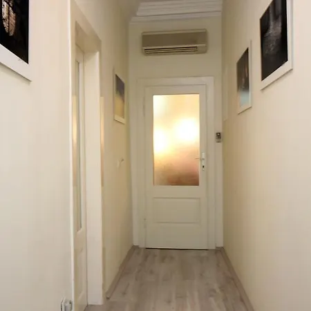 Apartment With Wifi - 9048 *